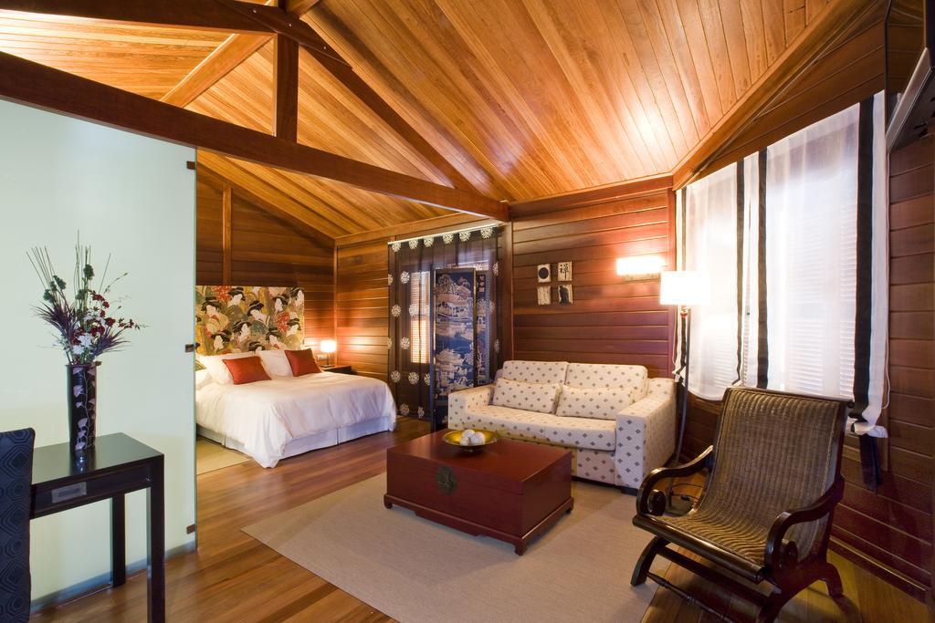 Bungalow Superior (2 adultos)